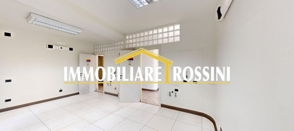 111m² Office in Bodio Lomnago, Italy No. 16310 21
