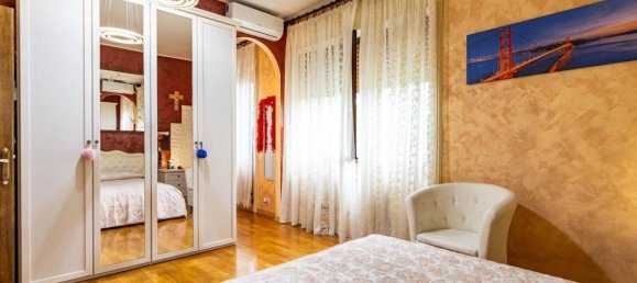 4 Schlafzimmer Villa in Trezzano sul Naviglio, Italy, Nr. 167201 16