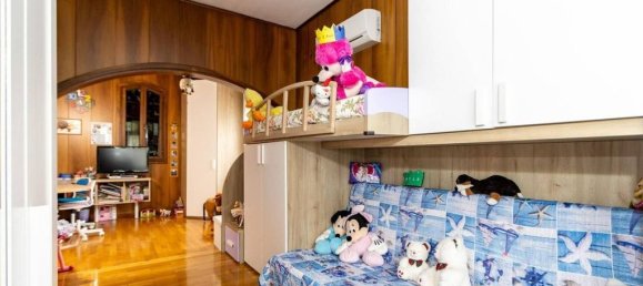 4 Schlafzimmer Villa in Trezzano sul Naviglio, Italy, Nr. 167201 22