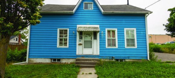 4 bedrooms House in Whitby, Canada No. 108 3