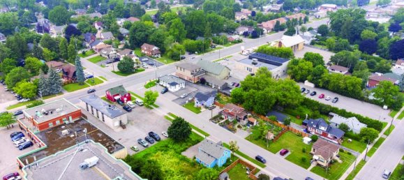 4 bedrooms House in Whitby, Canada No. 108 10