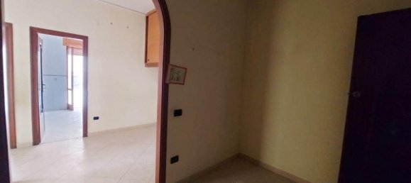 2 rooms Apartment in Casoria, Italy No. 15132 4