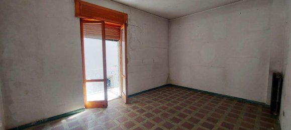 2 rooms Apartment in Casoria, Italy No. 15132 11