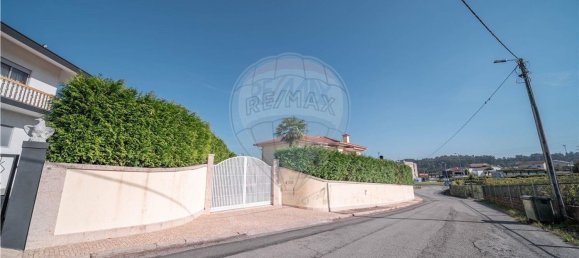 3 bedrooms House in Felgueiras, Portugal No. 20025 8