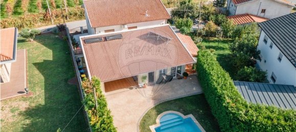 3 bedrooms House in Felgueiras, Portugal No. 20025 5