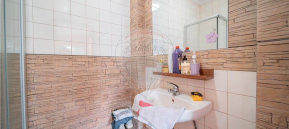 3 bedrooms House in Felgueiras, Portugal No. 20025 16