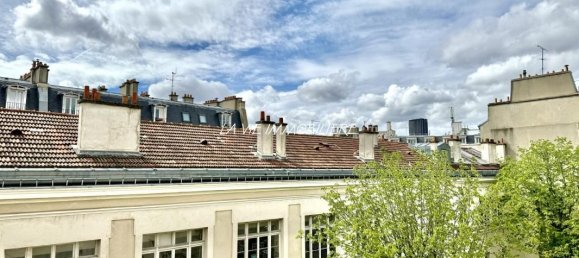 2 bedrooms Apartment in Paris, France No. 182771 4