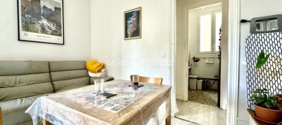 2 bedrooms Apartment in Paris, France No. 182771 8