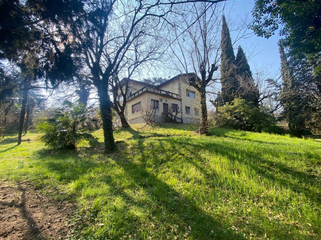 10 rooms Villa in Iseo, Italy No. 114236