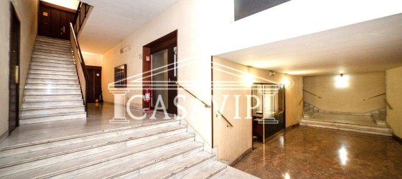 2 bedrooms Apartment in Rome, Italy No. 307026 9