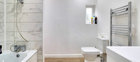 3 غرف نوم منزل في Hayes, United Kingdom رقم 5086 10