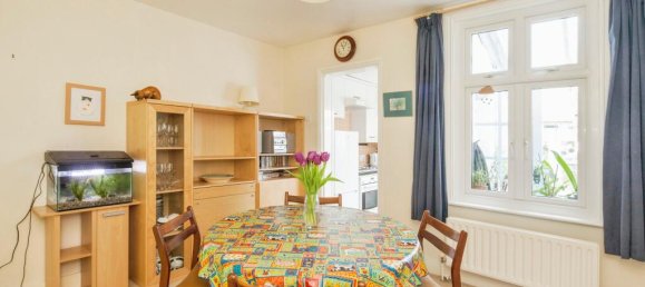 2 bedrooms House in Croydon, United Kingdom No. 8148 3