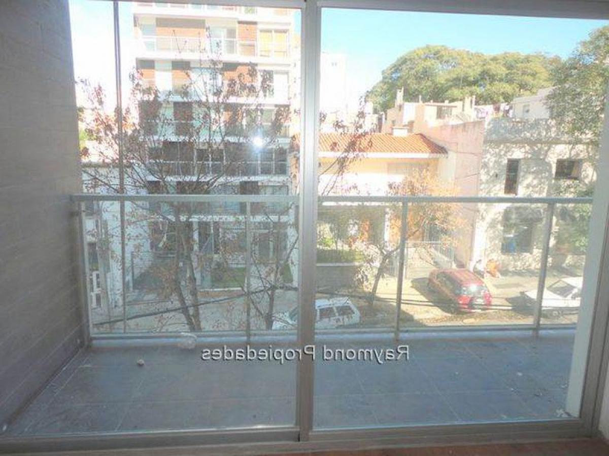2 bedrooms Apartment in Montevideo, Uruguay No. 12809