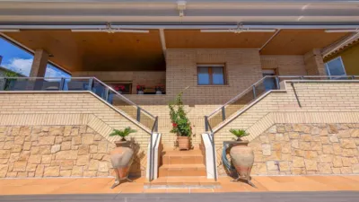 4 bedrooms House in Banyoles, Spain No. 201715