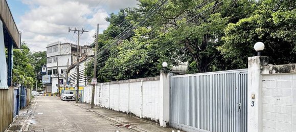  Commercial property in Bangkok, Thailand No. 13877 3