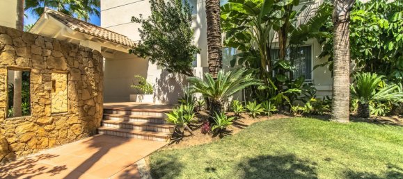 3 bedrooms Penthouse in Marbella, Spain No. 147619 22