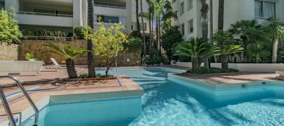 3 bedrooms Penthouse in Marbella, Spain No. 147619 14