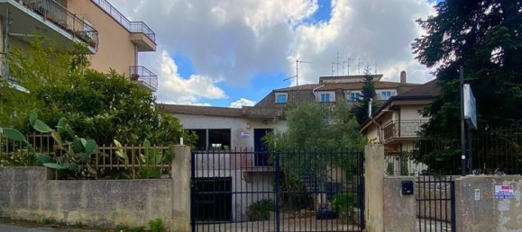 2 bedrooms House in Vibo Valentia, Italy No. 363104 19