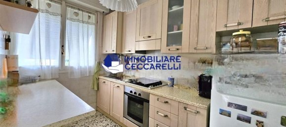 Apartamento de 5 divisões em Massa, Italy N.º 195628 8