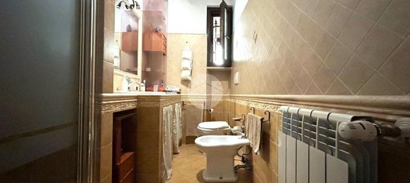 Квартира с 6 комнатами в Рим, Италия № 24425 18