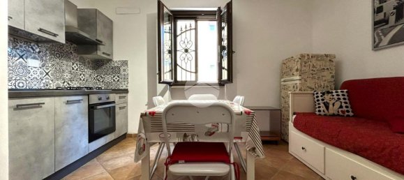 Квартира с 6 комнатами в Рим, Италия № 24425 61