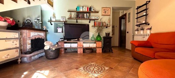 Квартира с 6 комнатами в Рим, Италия № 24425 28