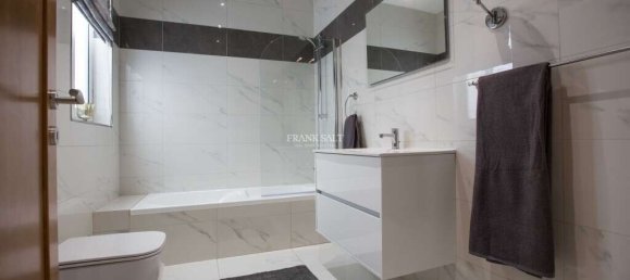 3 bedrooms Penthouse in Saint Paul's Bay, Malta No. 9120 16