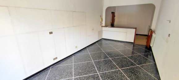 3-salle Appartement à Rapallo, Italy No. 15707 3