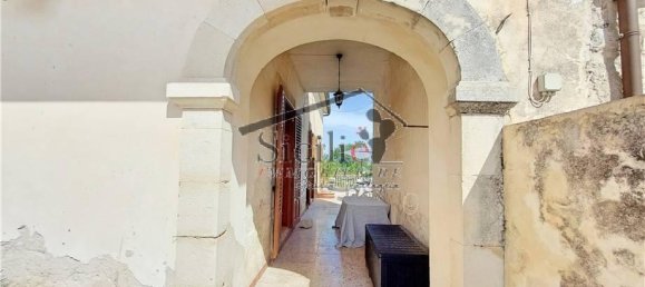 9 rooms House in Modica, Italy No. 156727 4