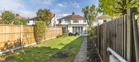 3 bedrooms House in Stanmore, United Kingdom No. 12188 3