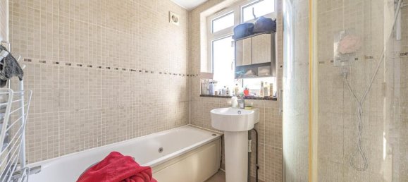 3 bedrooms House in Stanmore, United Kingdom No. 12188 12