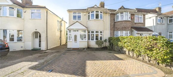 3 bedrooms House in Stanmore, United Kingdom No. 12188 19