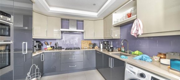 3 bedrooms House in Stanmore, United Kingdom No. 12188 2