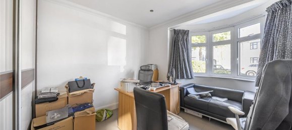 3 bedrooms House in Stanmore, United Kingdom No. 12188 13