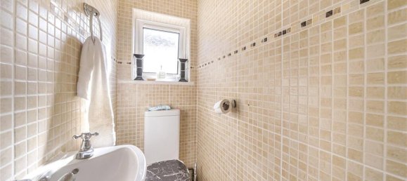 3 bedrooms House in Stanmore, United Kingdom No. 12188 8