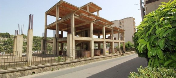 Gebäude in Modica, Italy 1000m², Nr. 359769 2