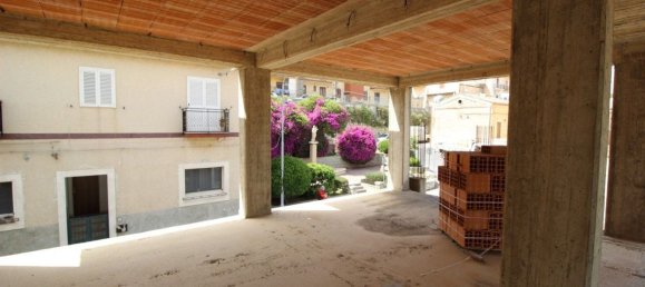 Gebäude in Modica, Italy 1000m², Nr. 359769 7