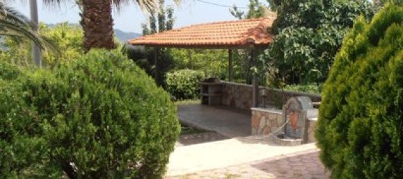 4 Schlafzimmer Property in Chalkidiki, Greece, Nr. 8143 13