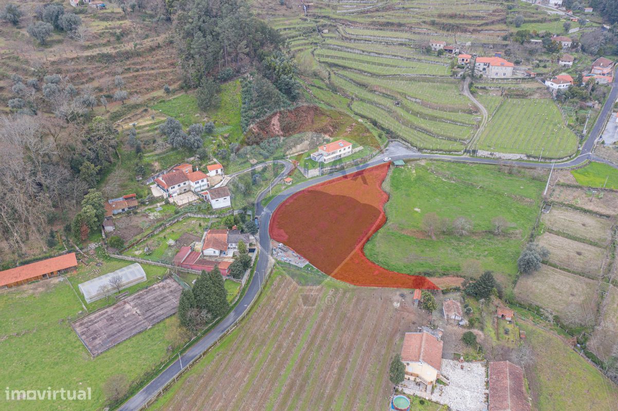 Земельный участок 3700м² в Аркуш ди Валдевеш, Португалия № 62957