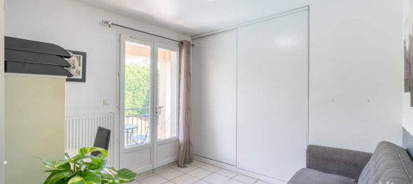 4 Schlafzimmer Haus in L'Isle-d'Abeau, France, Nr. 350763 11