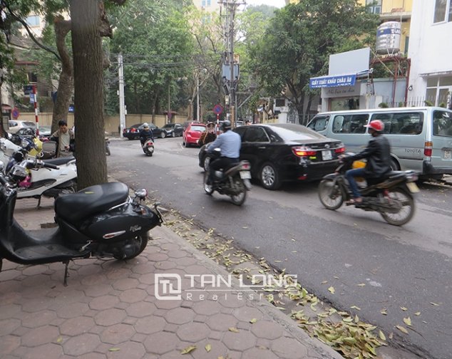 135m² House in Hai Ba Trung, Vietnam No. 3090