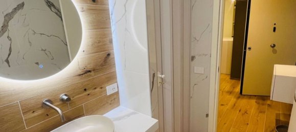 1 bedroom Apartment in Bologna, Italy No. 371479 6