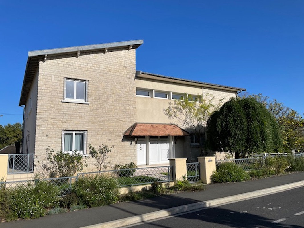 9 Schlafzimmer Haus in Perigueux, France, Nr. 107660