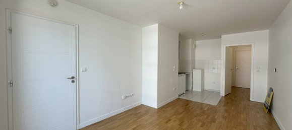 1 bedroom Apartment in Issy-les-Moulineaux, France No. 332244 2