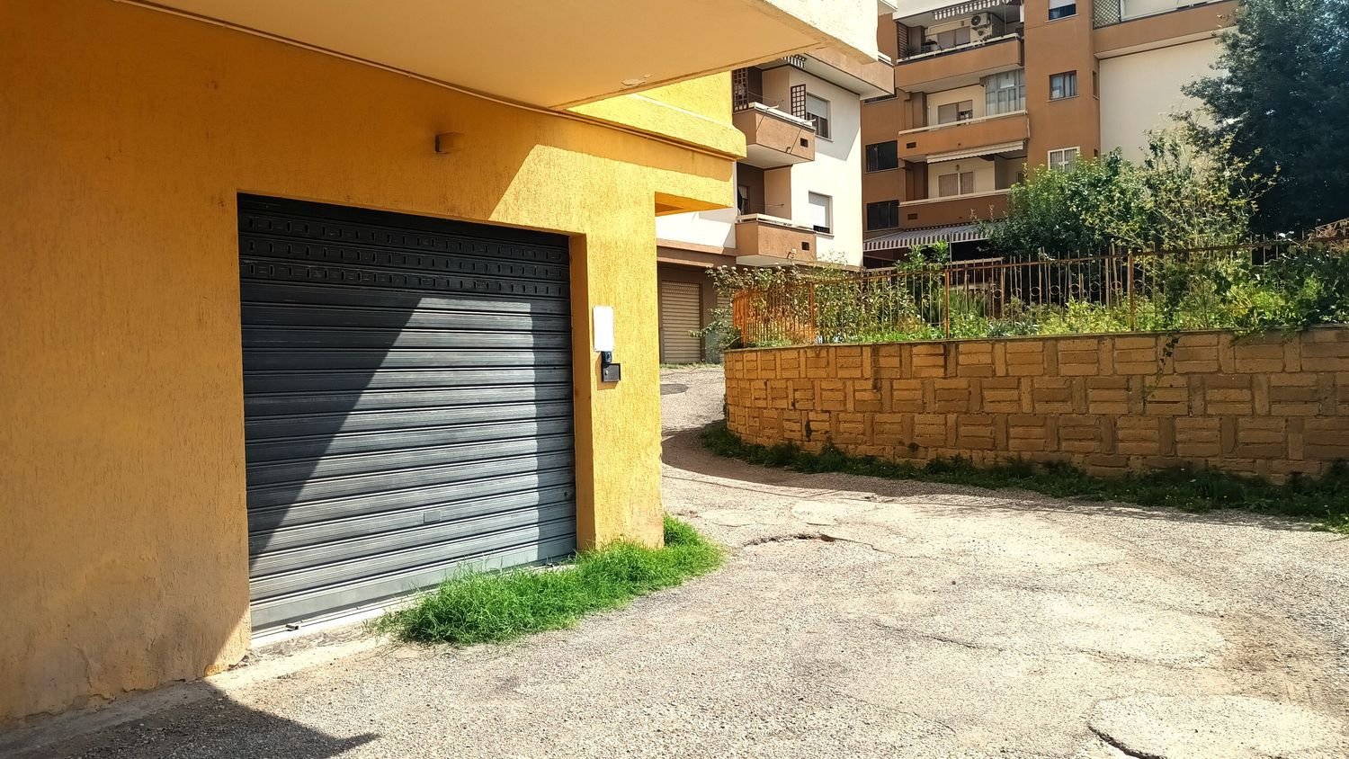 17m² Garage in Viterbo, Italy No. 376409
