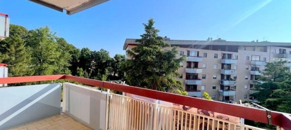 3 rooms Apartment in Campobasso, Italy No. 31003 6