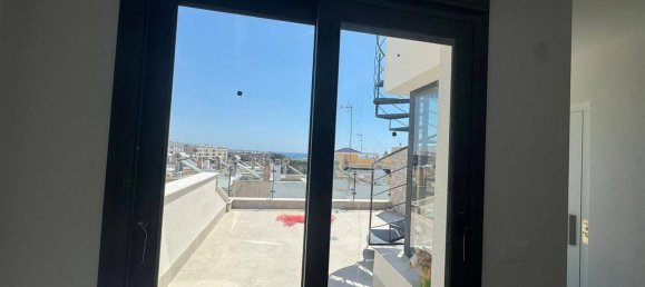 4 bedrooms House in Guardamar del Segura, Spain No. 188354 7