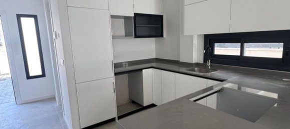 4 bedrooms House in Guardamar del Segura, Spain No. 188354 25