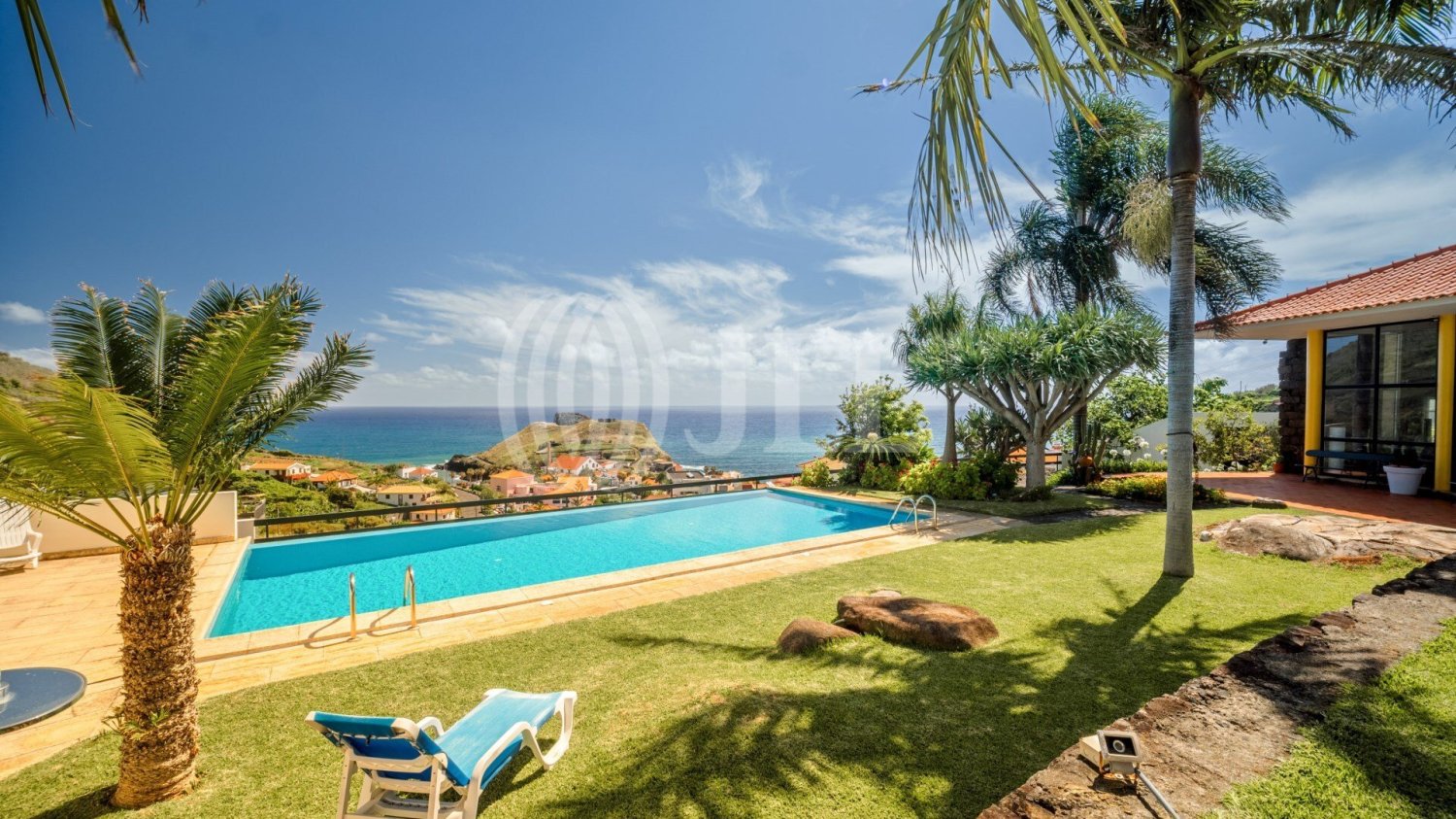 5 bedrooms Villa in Porto da Cruz, Portugal No. 141969