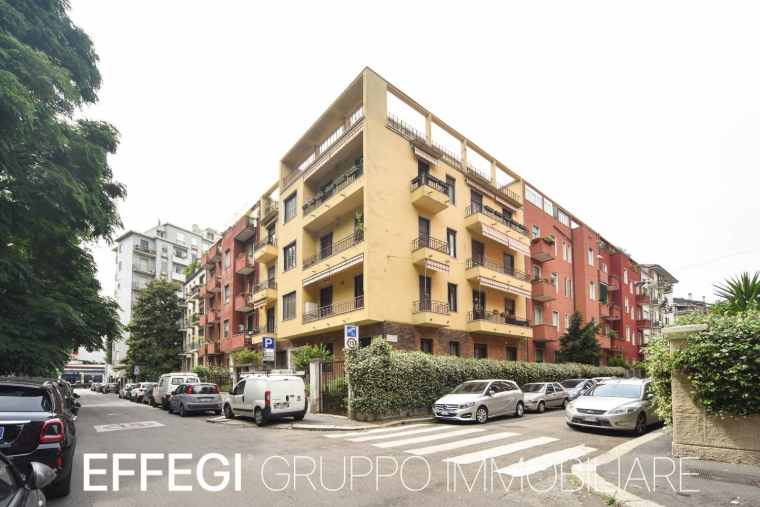 2 bedrooms Apartment in Milan, Italy No. 328408